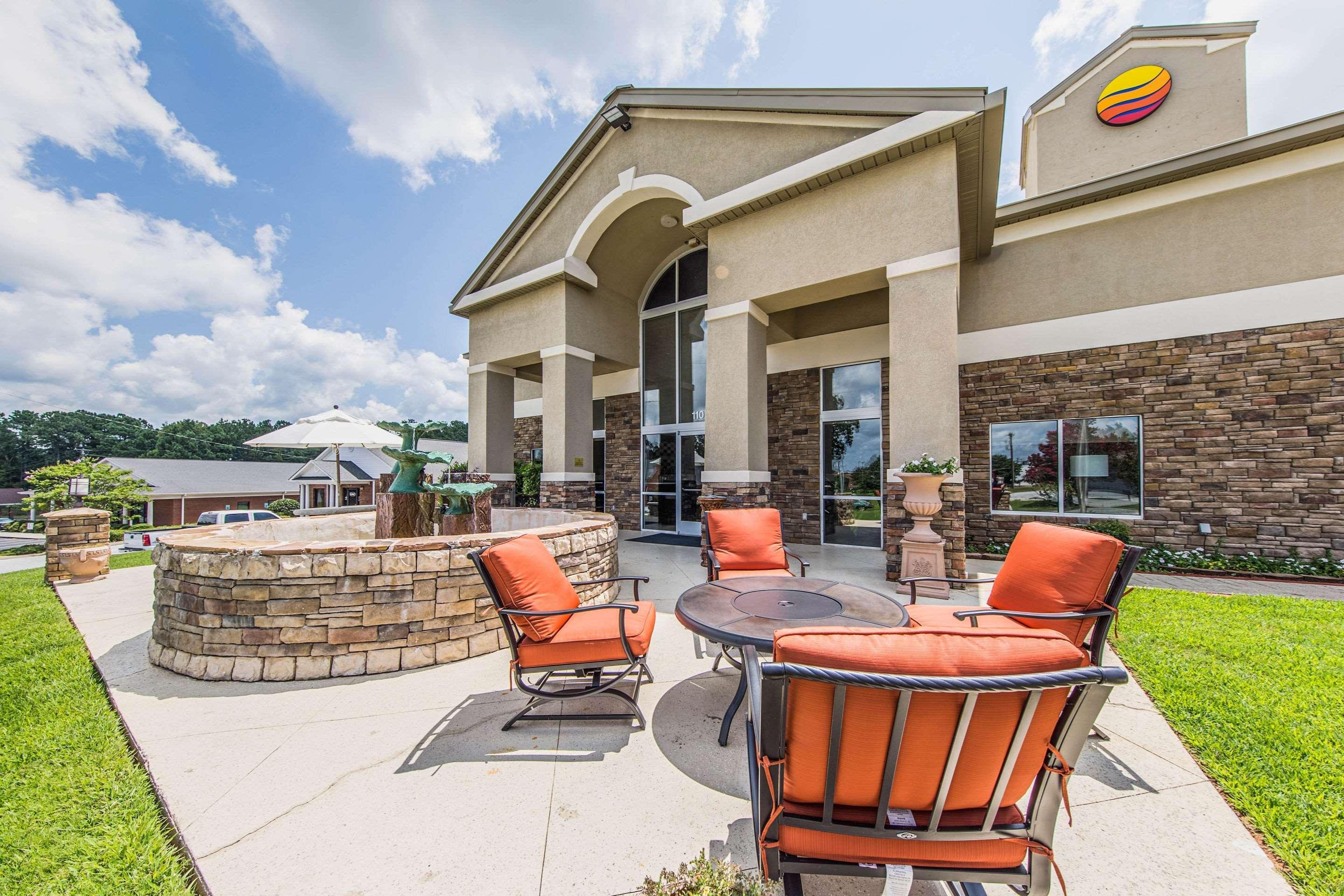 Comfort Inn & Suites Greenwood Near University Exteriér fotografie