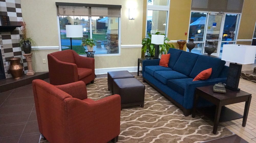 Comfort Inn & Suites Greenwood Near University Exteriér fotografie