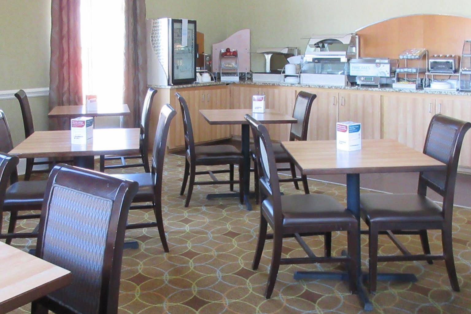 Comfort Inn & Suites Greenwood Near University Exteriér fotografie